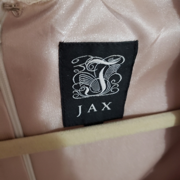 Jax evening wear - Picture 2 of 3